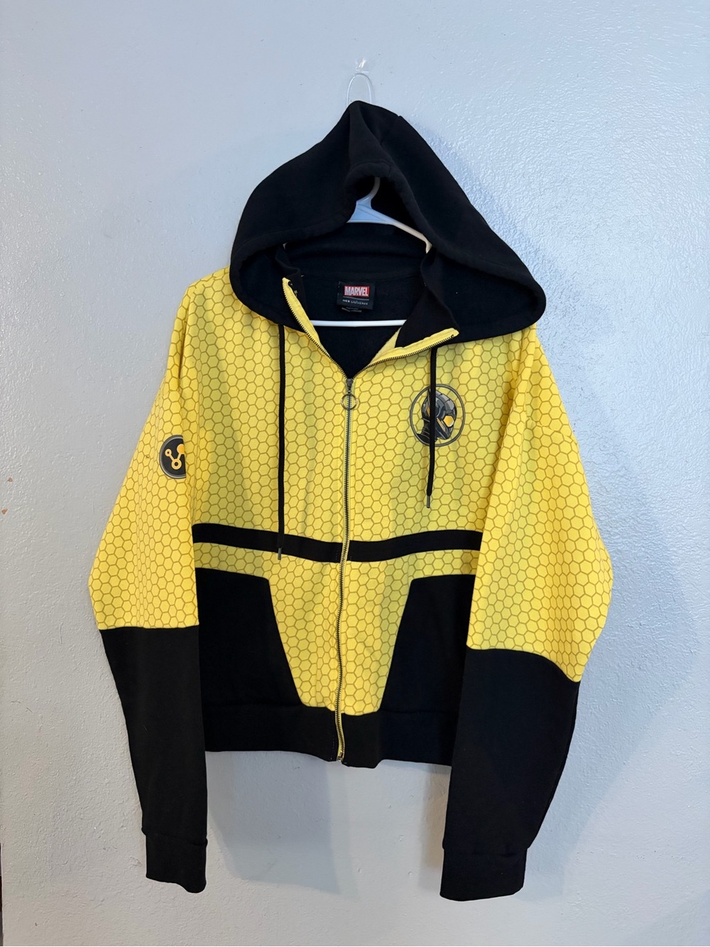 Marvel Yellow & Black Honeycomb Zip Hoodie Jacket (M1)